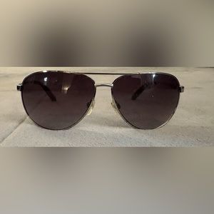 NWB - Tommy Hilfiger gold framed sunglasses